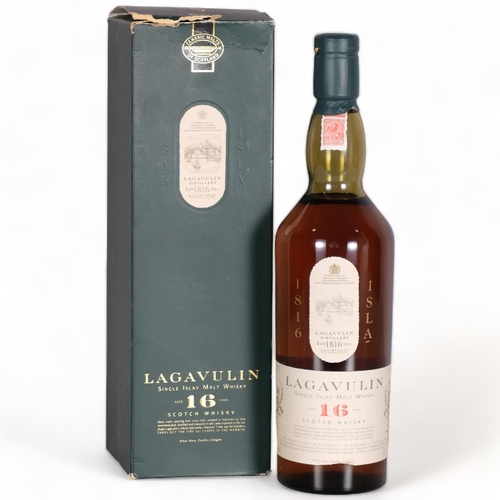 2310 - Lagavulin 16 Years Old Single Islay Malt Whisky, 1990s' presentation box, 70cl 43%