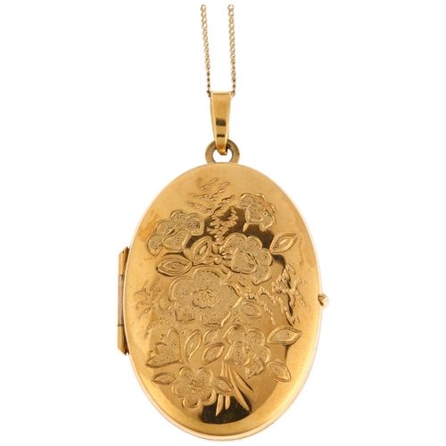 1295 - A 9ct gold photo locket pendant necklace, engraved floral decoration with 9ct fine curb link chain, ... 