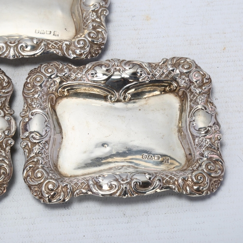 1679 - A set of 3 late Victorian silver dishes, Ridley & Hayes, Chester 1899, shaped rectangular form, with... 