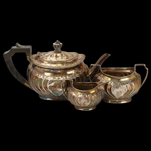 1785 - A late Victorian silver 3-piece tea set, Atkin Brothers, Sheffield 1890, comprising teapot, 2 handle... 