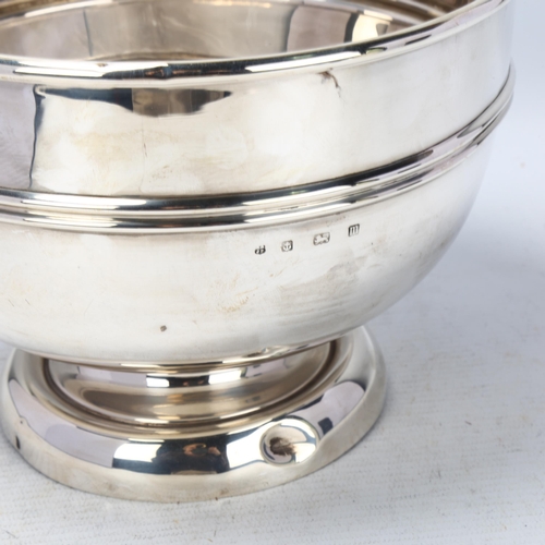 1791 - A George V silver fruit bowl, A&J Zimmerman Ltd, Birmingham 1911, circular pedestal form, diameter 2... 