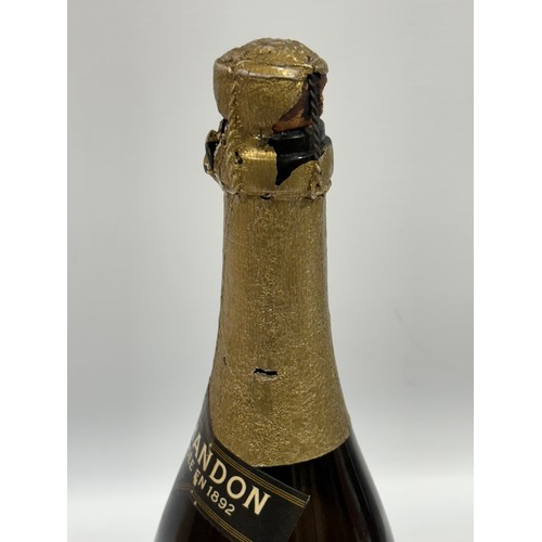 2278 - Leon Chandon, 1953 vintage Champagne, 1 bottle.