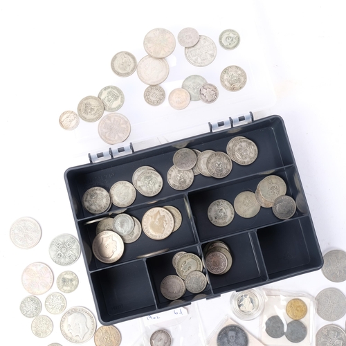 332 - A tray of pre-1946 silver coins