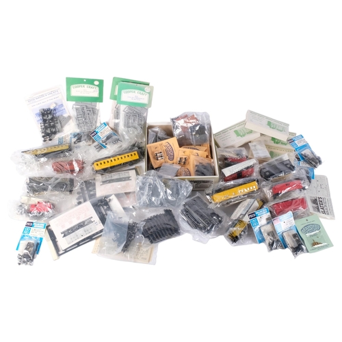 110 - A quantity of HO/OO gauge scale plastic model kits and associated accessories, various brands, inclu... 