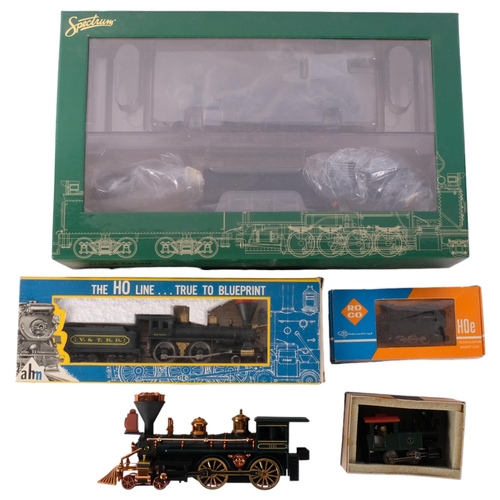 113 - A Bachmann Trains Premium Spectrum Line, item no. 28324, 