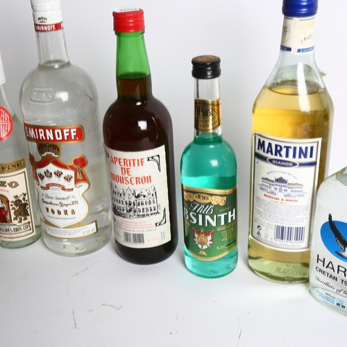 987 - Various bottles of alcohol, including Smirnoff Vodka, Benedictine, Absinthe, etc (8)