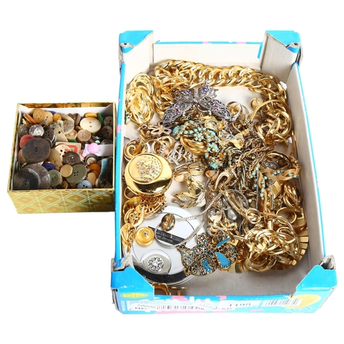 1190 - A tray of Vintage and other gilt-metal costume jewellery, necklaces