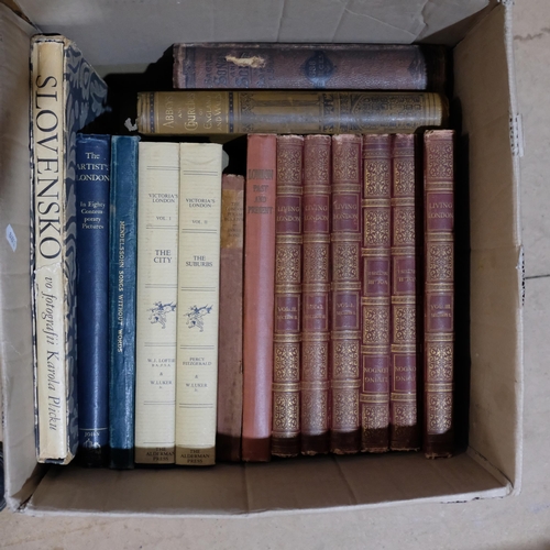 683 - 3 boxes of books about wars and battles, 