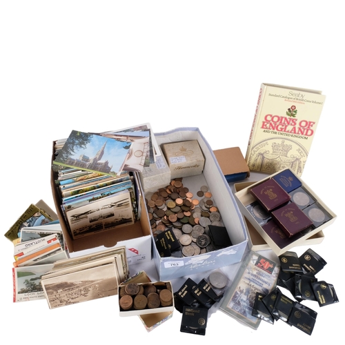 763 - A box of British coinage, including commemorative crowns, and a D-Day Landings 50 pence commemorativ... 