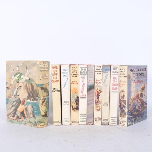 839 - Enid Blyton Famous Five books, with dust jackets, including first editions, and The Mystery Of The H... 