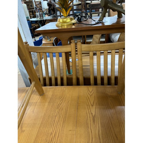 2044 - ERCOL - a model 1193 Windsor draw-leaf dining table. 150x73x92cm (extending to 200cm), current RRP £... 