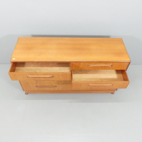 2011 - G-PLAN - A mid-century teak Fresco side-by-side chest of eight drawers. 140x76x45cm.