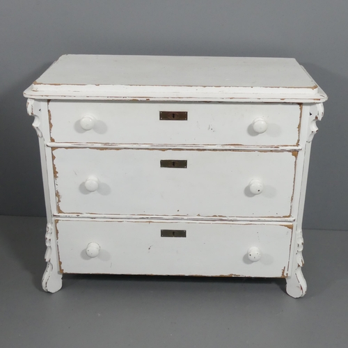 2100 - A painted pine continental style chest of three drawers. 106x86x53cm.