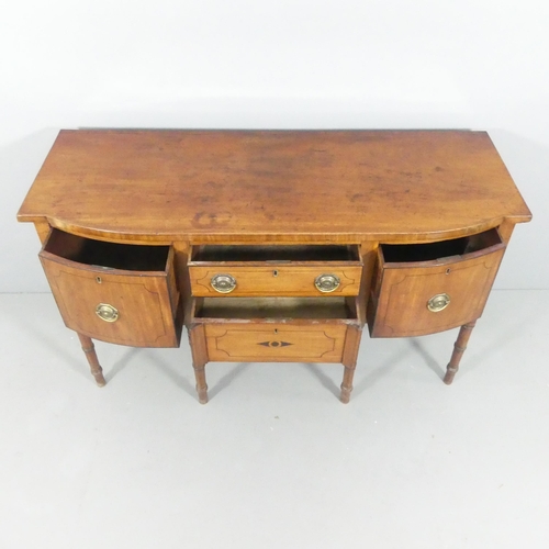 2101 - A Regency mahogany and ebony strung sideboard, with four drawers and raised on turned legs. 153x91x5... 