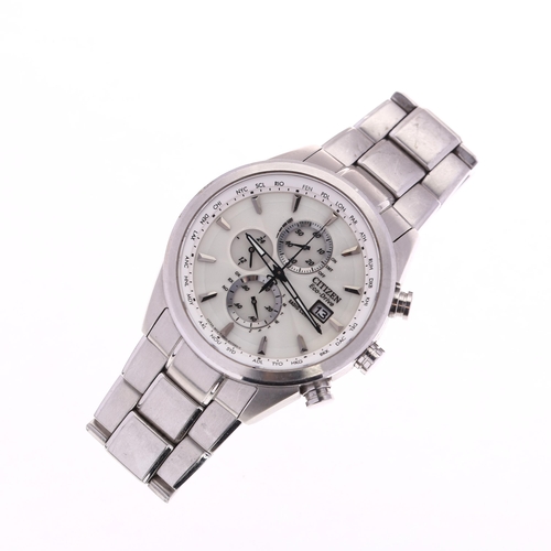 1018 - CITIZEN - a stainless steel Eco-Drive radio controlled quartz calendar chronograph bracelet watch, r... 