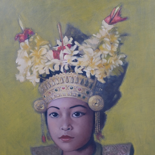 701 - 20th century Balinese School, portrait of a girl, oil on canvas, signed Sihong 1980, 60cm x 48cm, fr... 