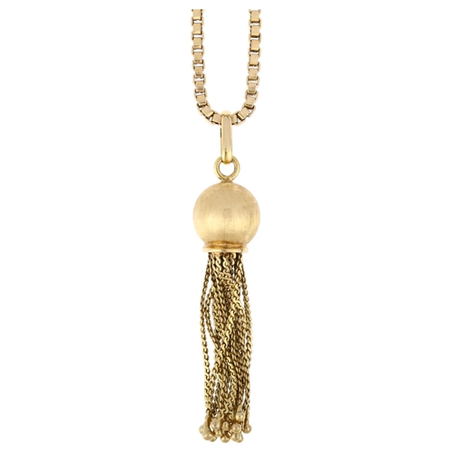 1172 - A late 20th century 9ct gold tassel pendant necklace, London 1979, on heavy 9ct box link chain, pend... 