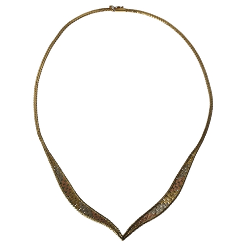 1219 - A late 20th century 9ct three-colour gold collar necklace, maker CG, import Sheffield 1983, 40cm, 14... 