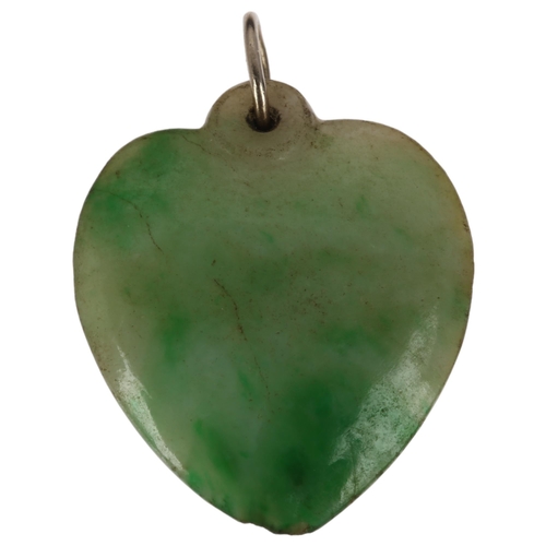 1222 - A Chinese jade heart pendant, 24.4mm, 4.4g