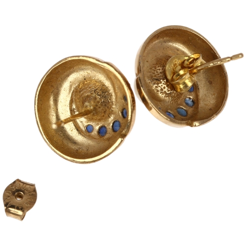 1244 - A pair of 9ct gold whole cultured pearl and sapphire spiral earrings, with stud fittings, 14.6mm, 4.... 