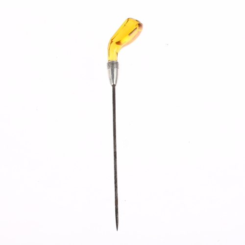 1401 - An Edwardian novelty silver-mounted amber Sunday stick golf club hat pin, Arthur Barnett & Co Ltd, B... 