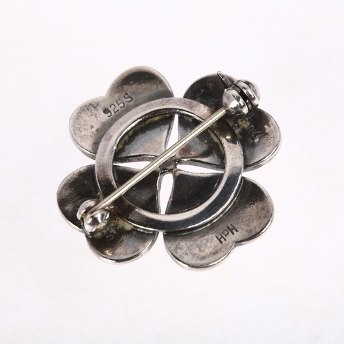 1440 - HANS HANSEN - a Danish modernist sterling silver heart 4-leaf clover brooch, circa 1960s, 26.5mm, 7.... 