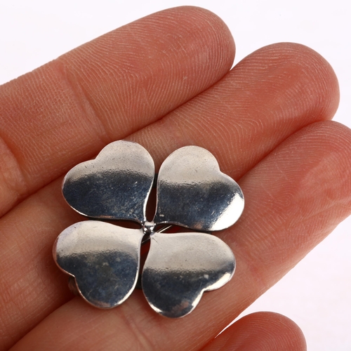 1440 - HANS HANSEN - a Danish modernist sterling silver heart 4-leaf clover brooch, circa 1960s, 26.5mm, 7.... 