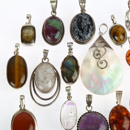 1523 - A quantity of silver gem set pendant, including snowflake obsidian, amber labradorite etc