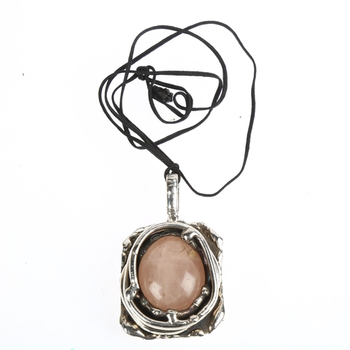 1533 - DANSK SMYKKEKUNST - a large Danish brutalist silver plated rose quartz abstract pendant necklace, on... 