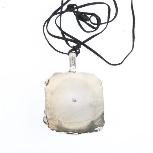 1533 - DANSK SMYKKEKUNST - a large Danish brutalist silver plated rose quartz abstract pendant necklace, on... 