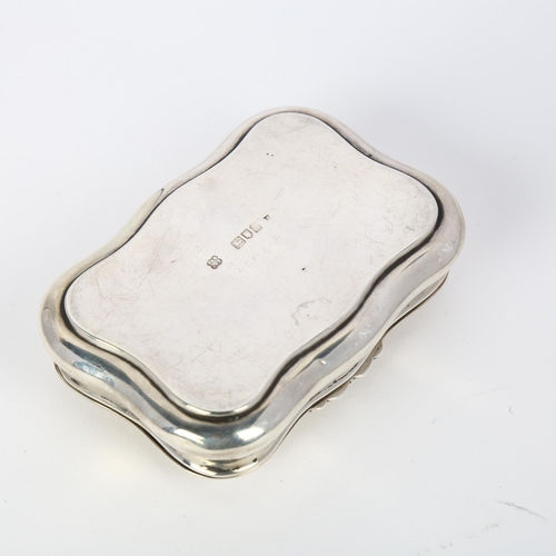 1620 - An Edwardian silver dressing table box, Deakin & Francis, London 1903, shaped rectangular form with ... 