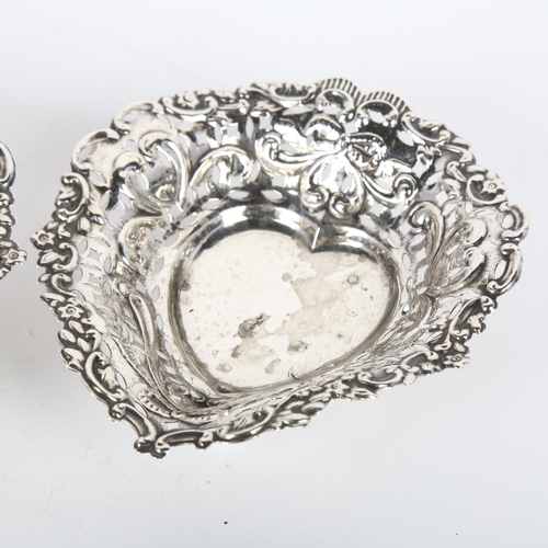 1650 - A pair of Edwardian silver heart bon bon dishes, William Devenport, Birmingham 1902, 11cm, 1.9oz tot... 