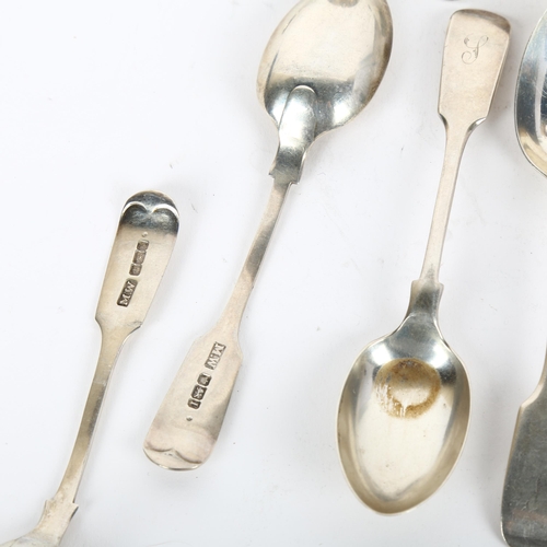 1673 - A set of 10 Edwardian silver Fiddle pattern teaspoons, Mark Willis, Sheffield 1903, and another simi... 