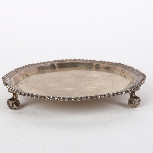 1685 - A George V circular silver salver, S Blanckensee & Son Ltd, Chester 1934, scalloped dragooned rim, r... 