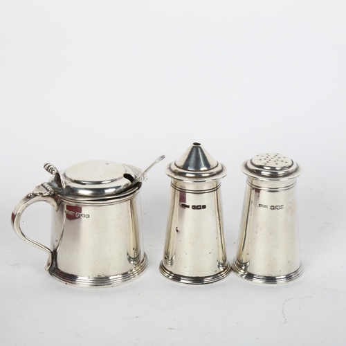 1690 - A George V silver 3-piece cruet set, probably Sydney Hall & Co, Sheffield 1933, comprising lidded ta... 