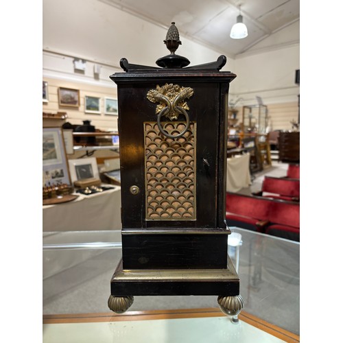 70 - Fine quality 19th century brass inlaid mahogany bracket clock, by Gorham of Kensington, the case hav... 