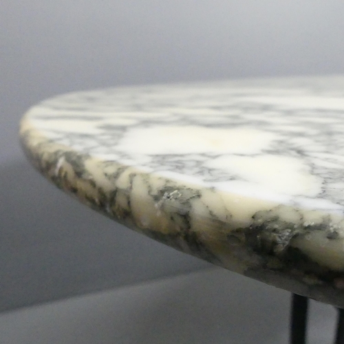 2049 - An oval Arabescato Corchia marble topped table on cast iron base. 140x74x100cm.