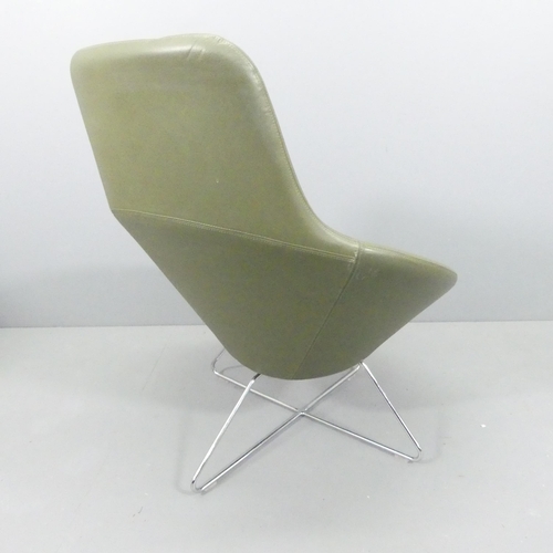 2061 - A contemporary Allermuir Conic A632 lounge chair, by Pearson Lloyd.