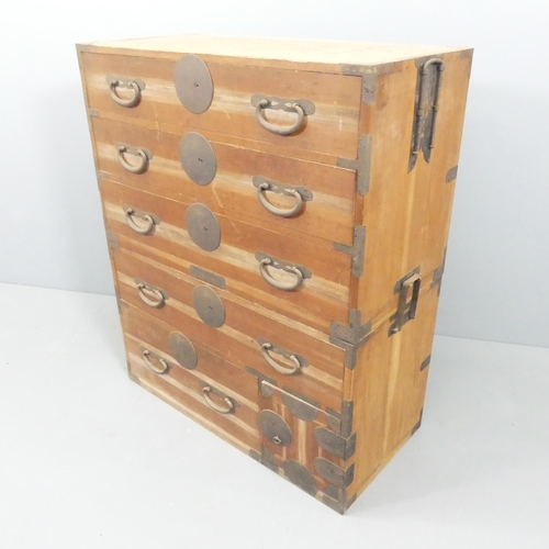 2207 - A vintage Japanese kiri wood two-section tansu chest. 92x111x45cm.