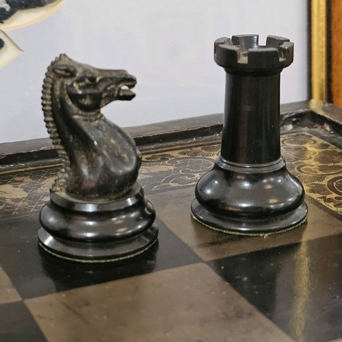 210 - Jaques of London Staunton pattern chess set, boxwood and ebonised, King height 8cm, King stamped Jaq... 