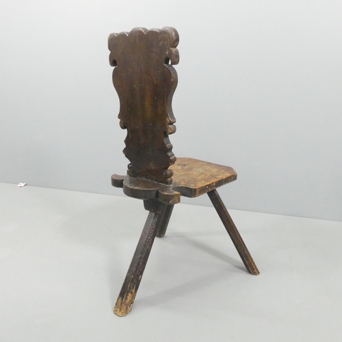 2231 - An 18th century Italian Sgabello tripod hall chair.