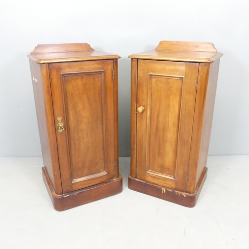 2532 - Two similar Victorian mahogany pot cupboards. 40x81x32cm.