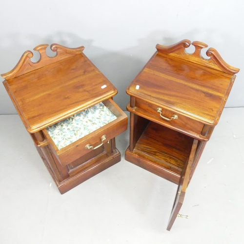 2565 - A pair of reproduction mahogany pot cupboards, with raised back, single drawer and cupboard under. 4... 