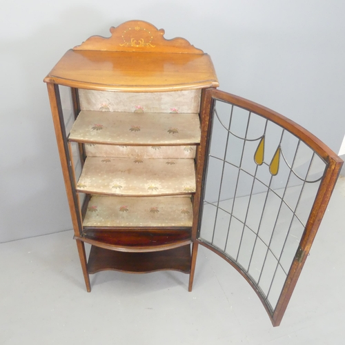 2571 - An Edwardian mahogany and satinwood strung display cabinet, with lattice glazed door and two shelves... 