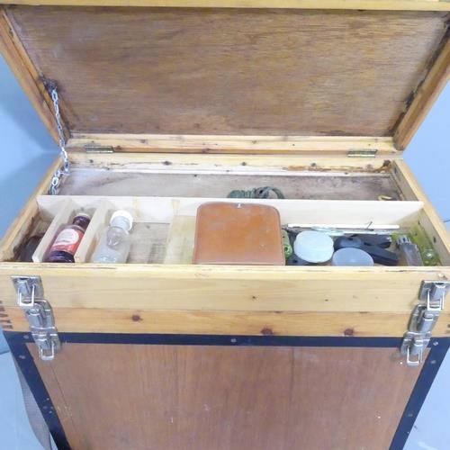 2582 - A modern plywood fishing tackle box, with three lifting hinged compartments above the main box. 50x5... 