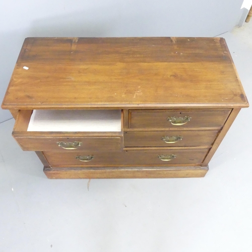 2632 - A Victorian mahogany chest of two short and two long drawers. 107x79x47cm.