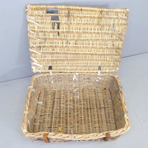 2662 - A wicker laundry basked, marked ALS. 75x31x51cm. A/F