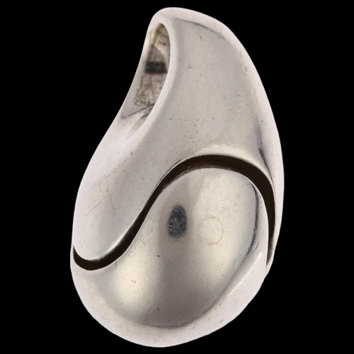 914 - MINAS SPIRIDIS - a Greek sterling silver abstract kinetic egg pendant, signed with Omega Delta 86 an... 