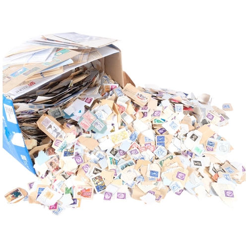 83 - A large quantity of loose stamps.