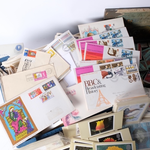 87 - A large quantity of stamped envelopes, cigarette cards etc.